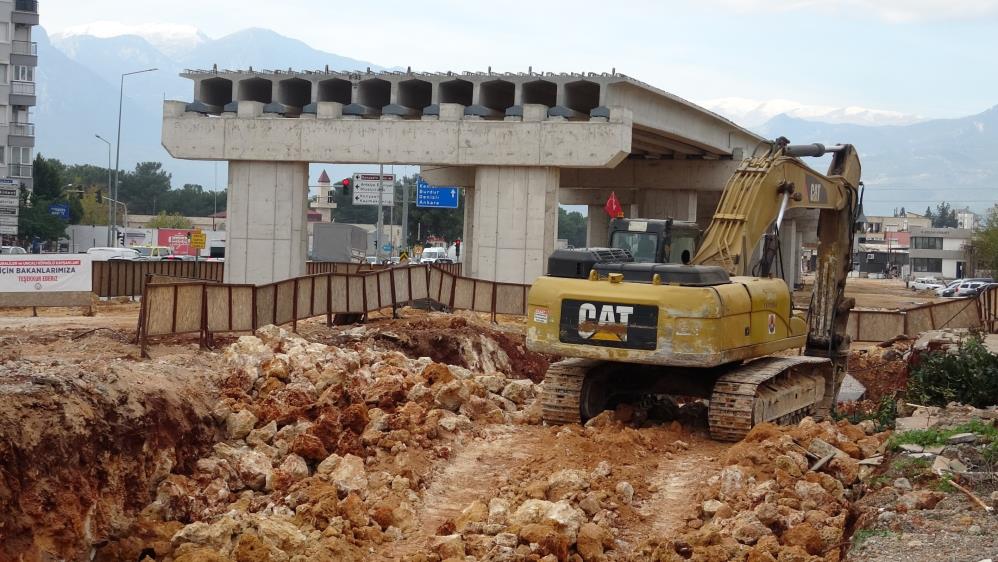 Kavşak Inşaatını Durduran Pideci Için Karar Çıktı!