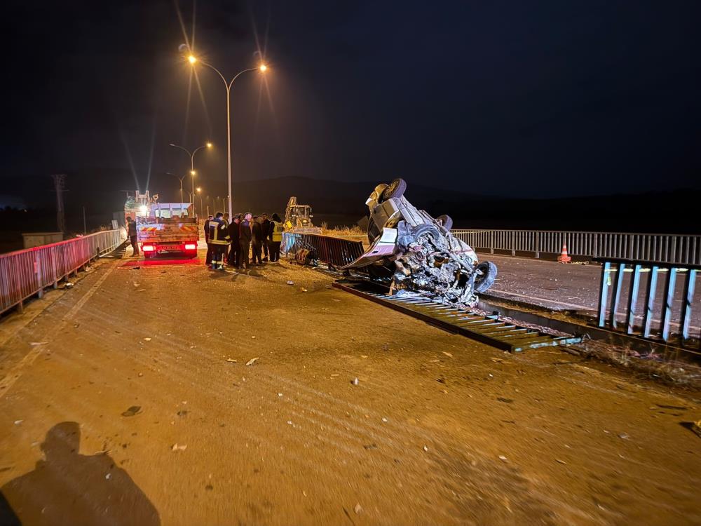 Köprüde Korkunç Kaza1