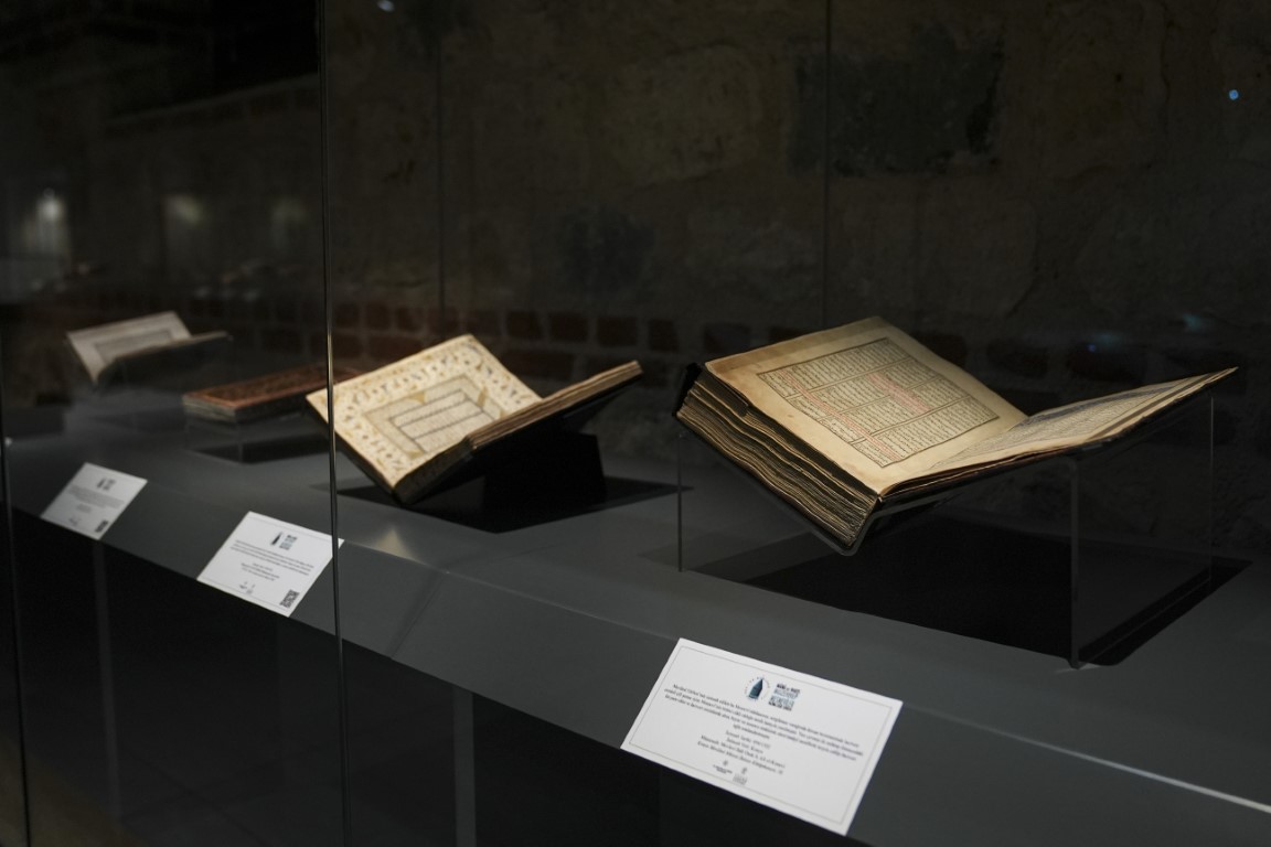 Mana Ve Nakış Müzehhep Mesneviler Yazma Eser Sergisi Açıldı (4)