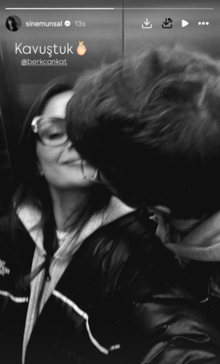 Sinem Ünsal Ve Berk Cankat’tan ‘Kavuştuk’ Paylaşımı Asansör Pozu Sosyal Medyayı Salladı