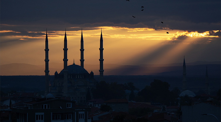 Üç Aylarda Hangi Ibadetler Yapılır, Hangi Dualar Ve Sureler Okunur Üç Aylarda Oruç Tutulur Mu3