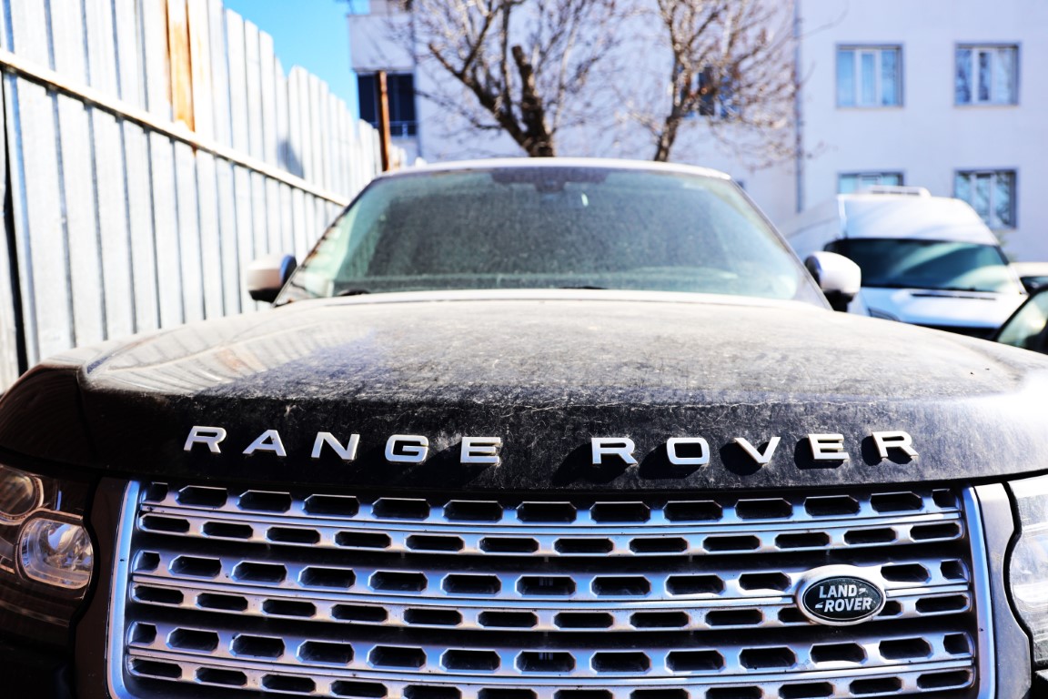 Yediemnin Otoparkı Araçlar (12)