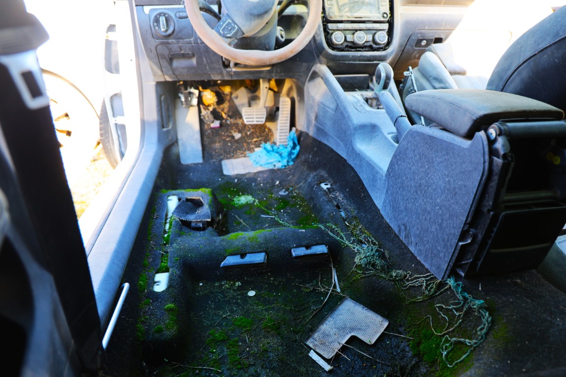 Yediemnin Otoparkı Araçlar (5)