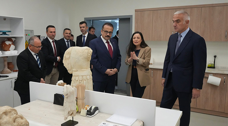 Bakan Ersoy Kültür Varlığı Kaçakçılığıyla Mücadelede Kararlılıkla Yol Alıyoruz 3