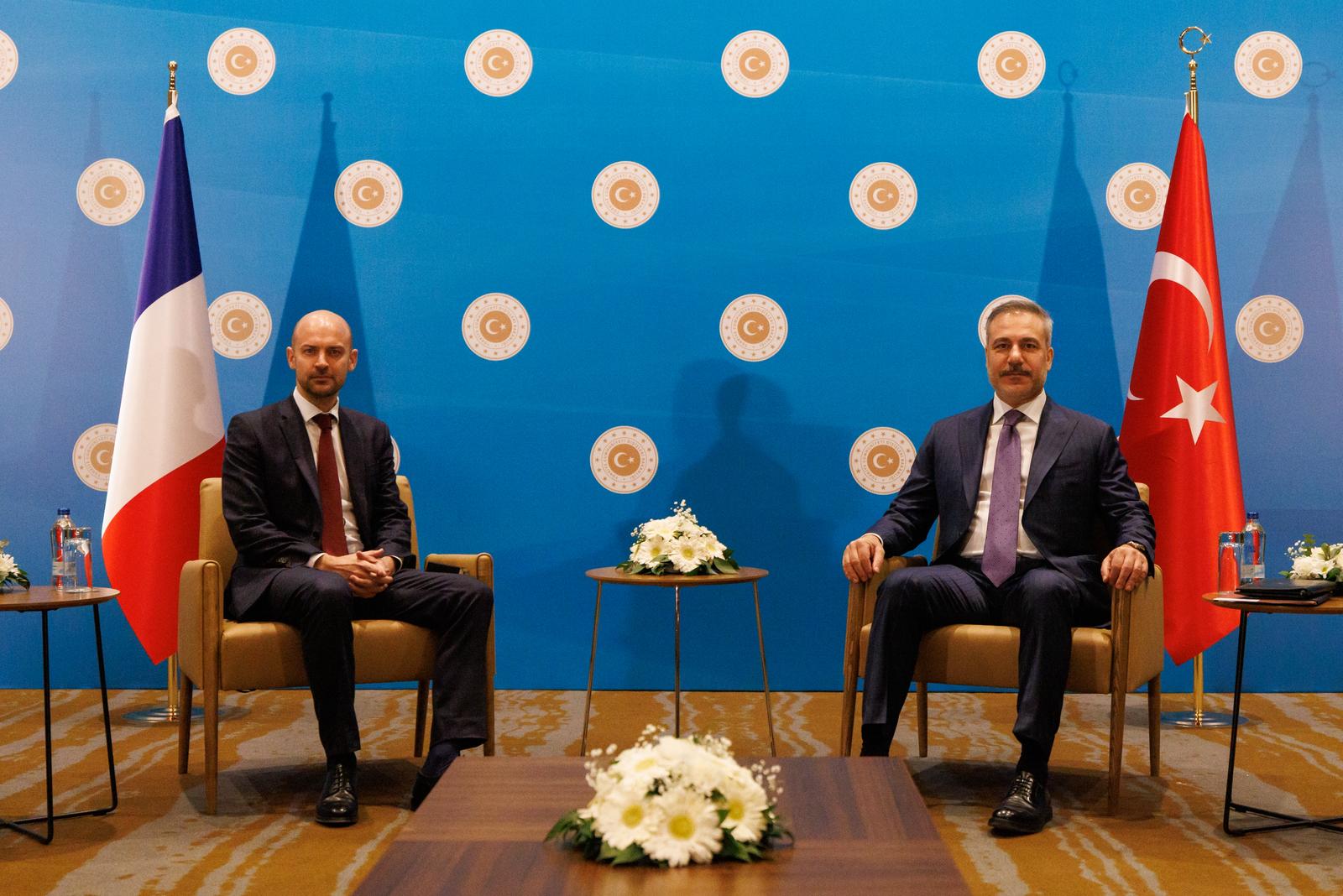 Bakan Hakan Fidan, Fransa Dışişleri Bakanı Jean Noel Barrot Ile Görüştü1