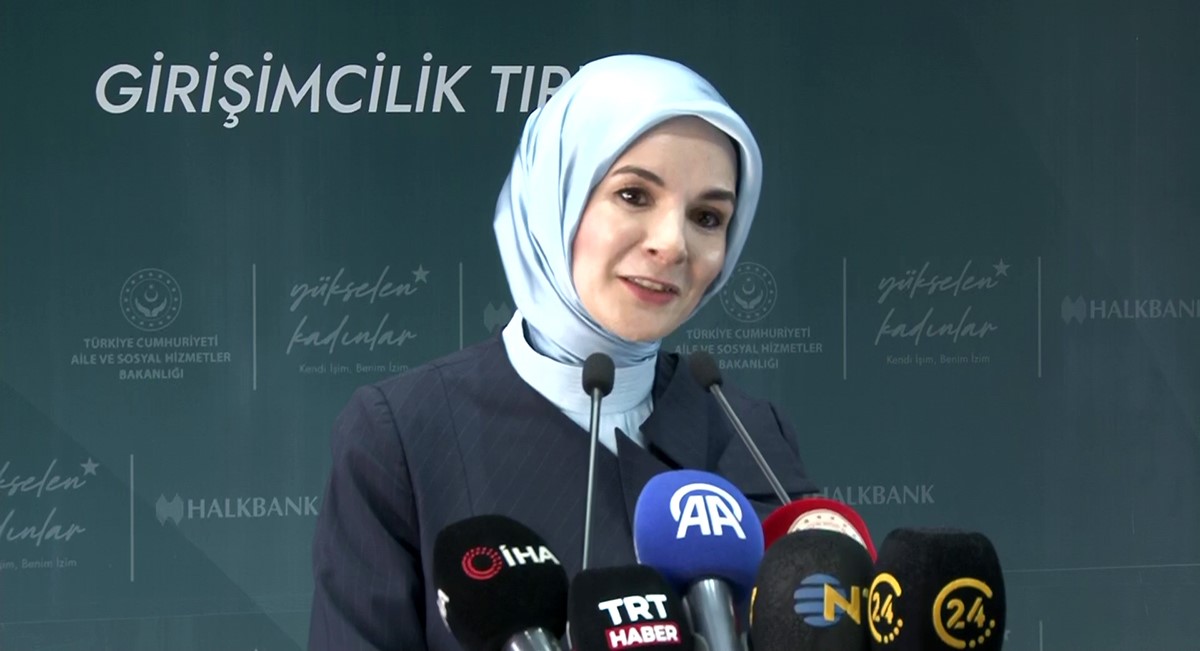 Mahinur Özdemir Göktaş-1