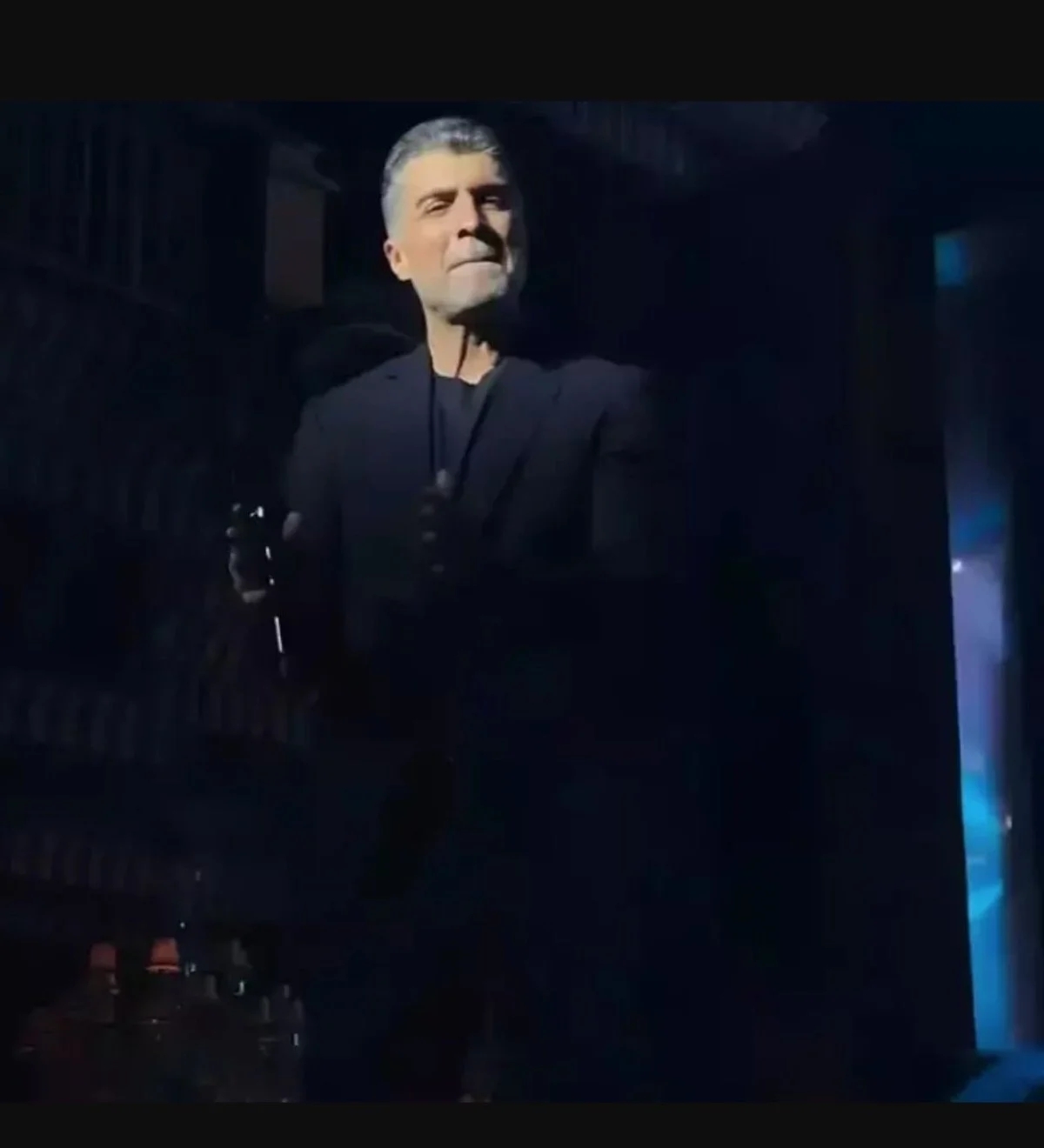 Özcan Deniz Imaj Dğeiştirdi