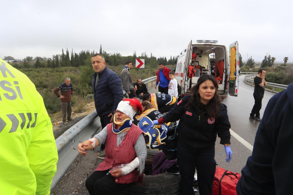 Antalya Otonüs Kaza1