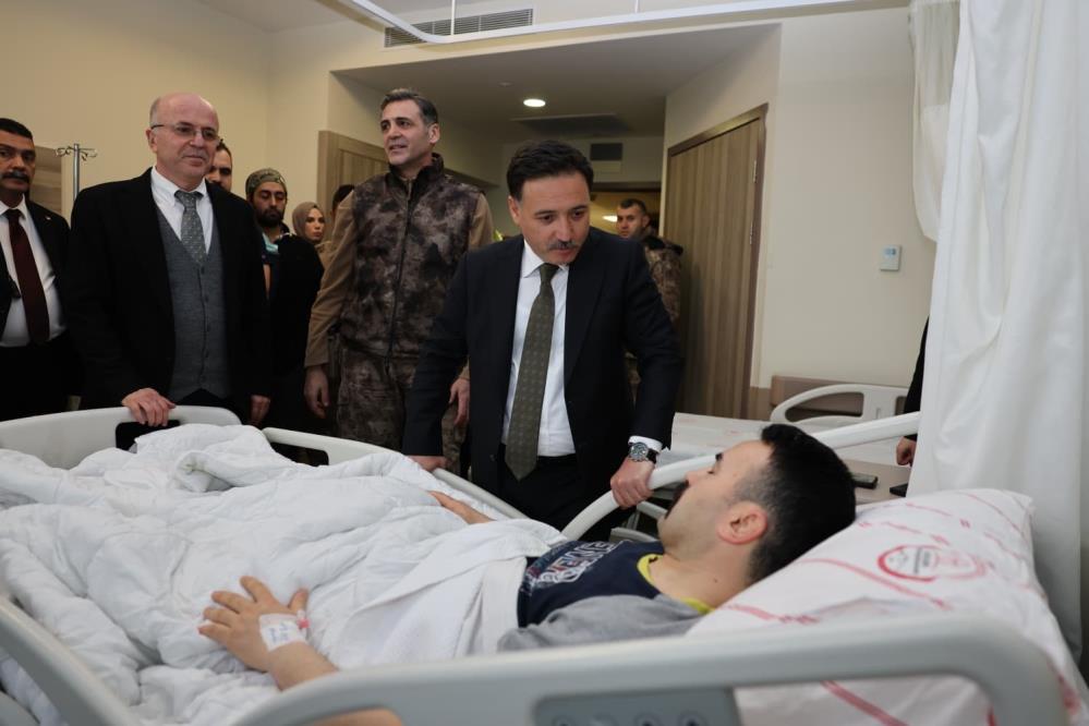 Bakan Çiftçi, Operasyonda Yaralanan Özel Harekat Polisiyle Telefonda Görüştü1