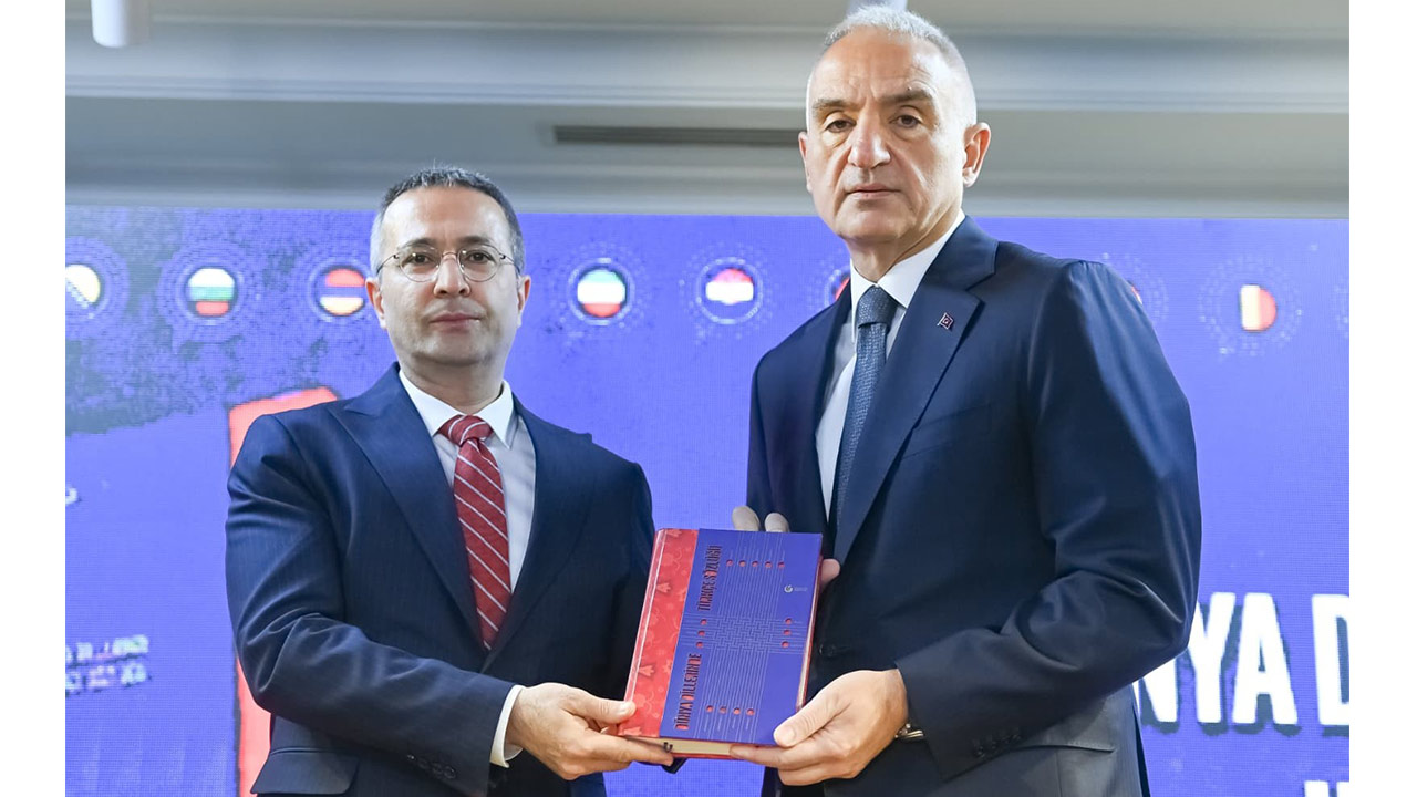 Bakan Ersoy Dünya Dillerinde Türkçe Projesini Tanıttı 4