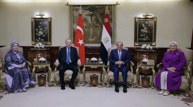 Cumhurbaşkanı Erdoğan Mısır'a Geldi1