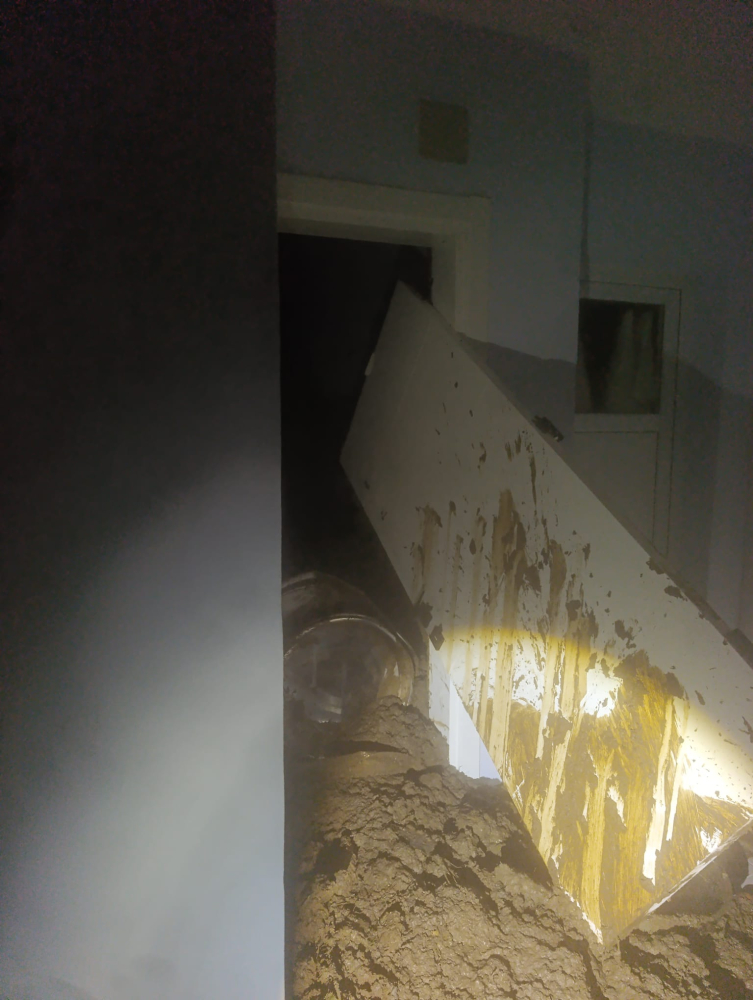 Hatay'da Heyelan Nedeniyle Ev Ve Otomobil Zarar Gördü1