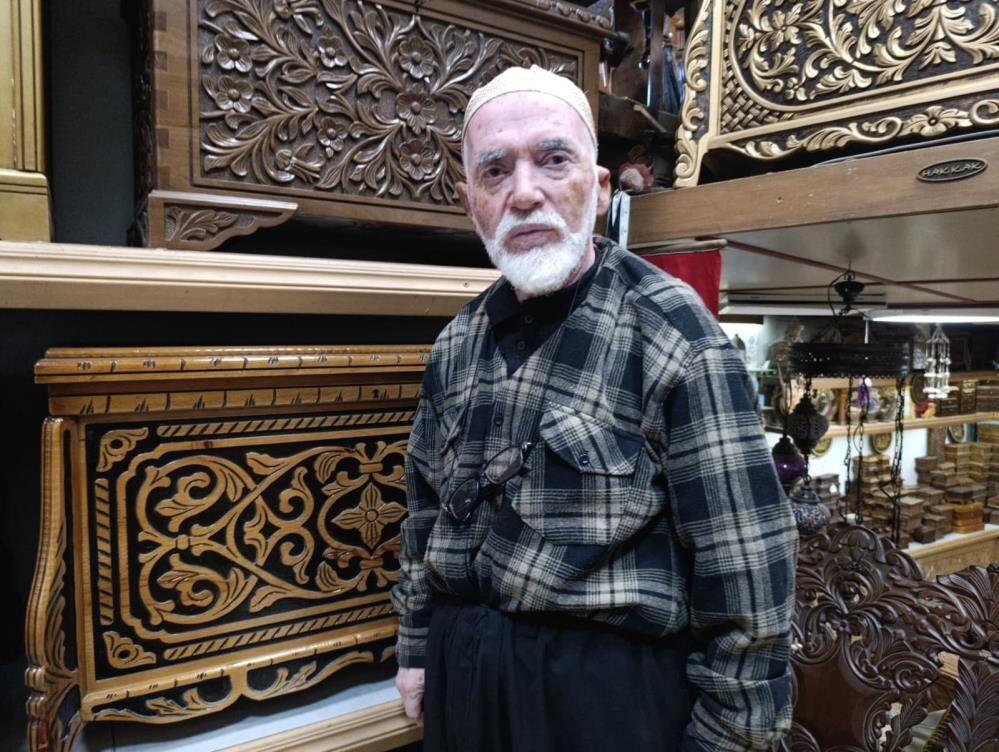 9 Yıldır Oymacı Sandık Ustalığı Yapıyor1