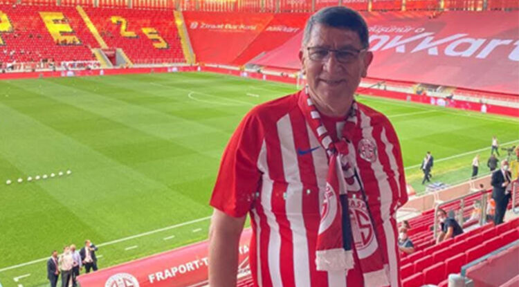 A D L I H A N D E R E’ Y E İ T İ B A R S U İ K A S T İ! 1