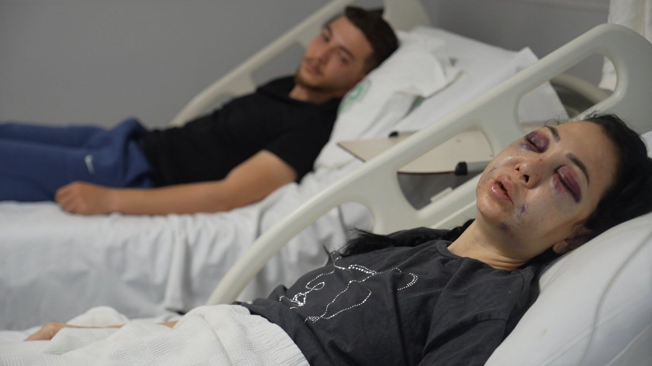 Oğlunun gözü önünde anneyi öldüresiye dövdüler-1