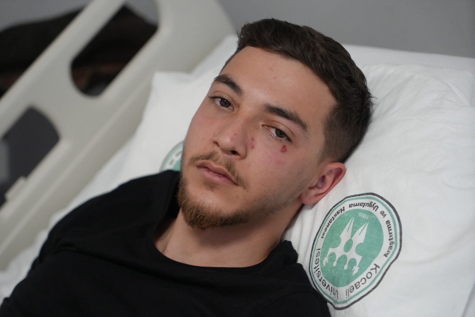 Oğlunun gözü önünde anneyi öldüresiye dövdüler-2