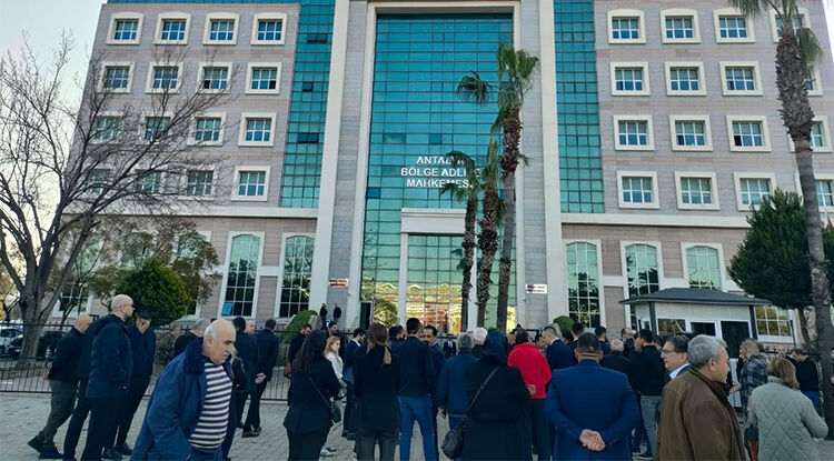 B A Y R A M B İ T T İ T E M P O V A K T İ! 1