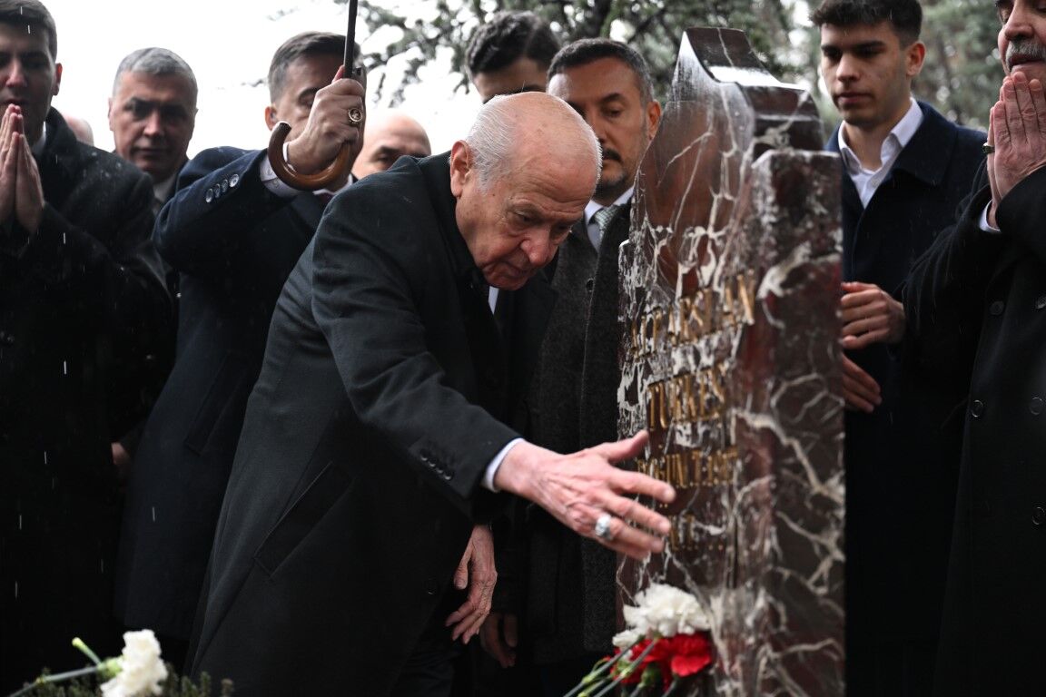 Bahçeli̇ Türkeş Zi̇yaret (4)