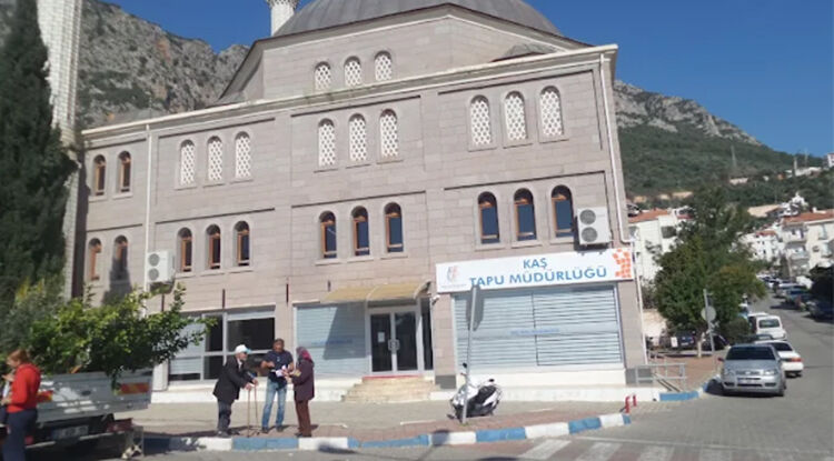 K A Ş D Ö N G Ü S Ü N E D İ K K A T E D İ L M E L İ 4