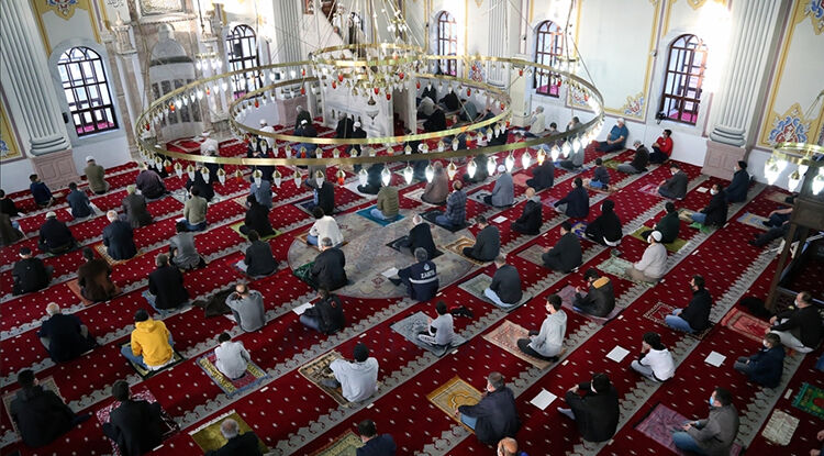 R A M A Z A N B A Y R A M I M E S A J L A R I 2026 5