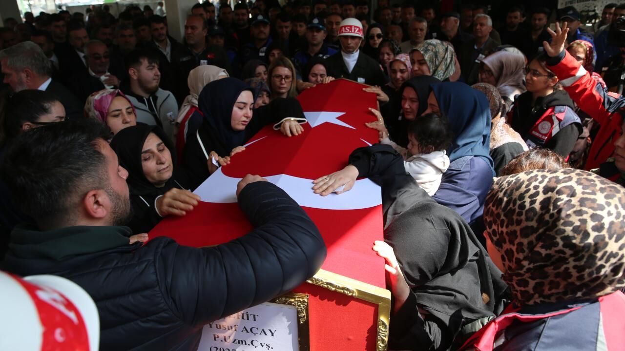 Şehit Yusuf Açay Son Yolculuğuna Uğurlandı1