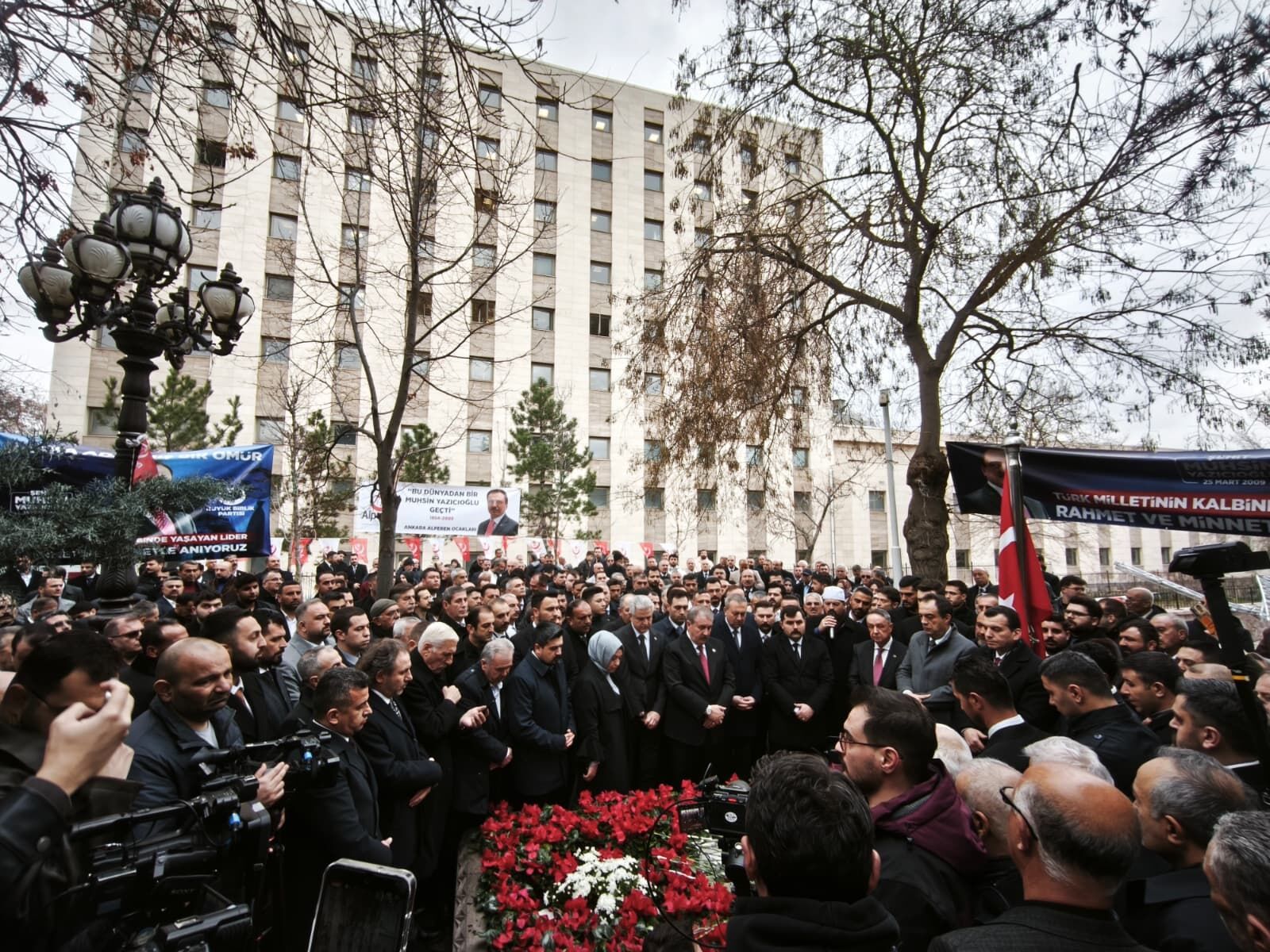 Yazıcıoğlu Mezarı Başında Anıldı (3)