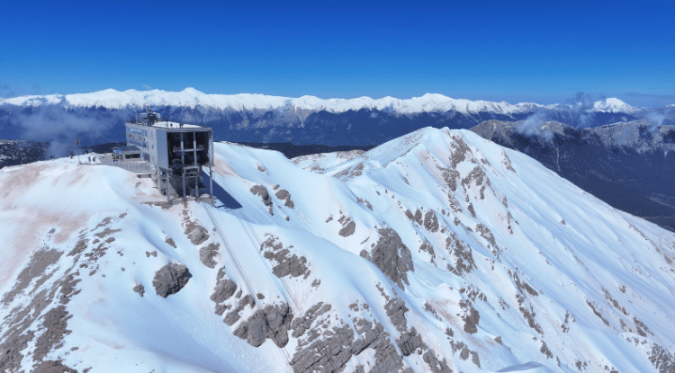 Antalya'daki Tahtalı Dağı Beyaz Gelinliği Ile Ziyaretçi Çekiyor1