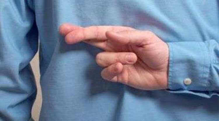 B İ R İ N S A N N E D E N Y A L A N S Ö Y L E R! 3