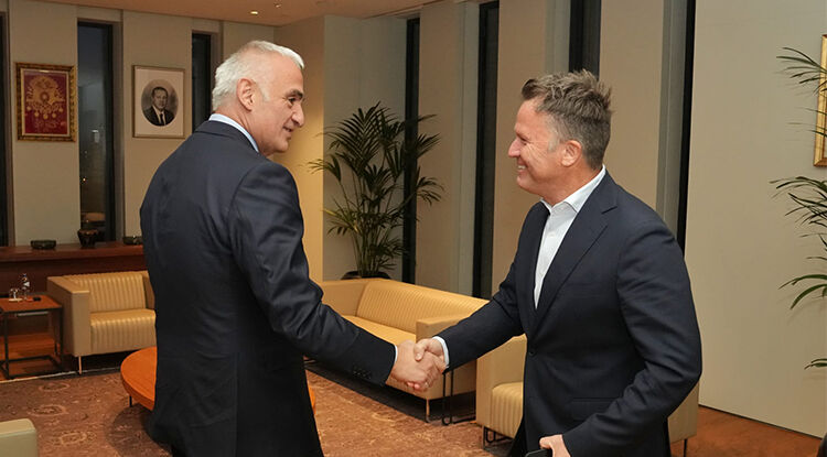 Bakan Ersoy, Avrupa’nın Devleriyle Bir Araya Geldi 2