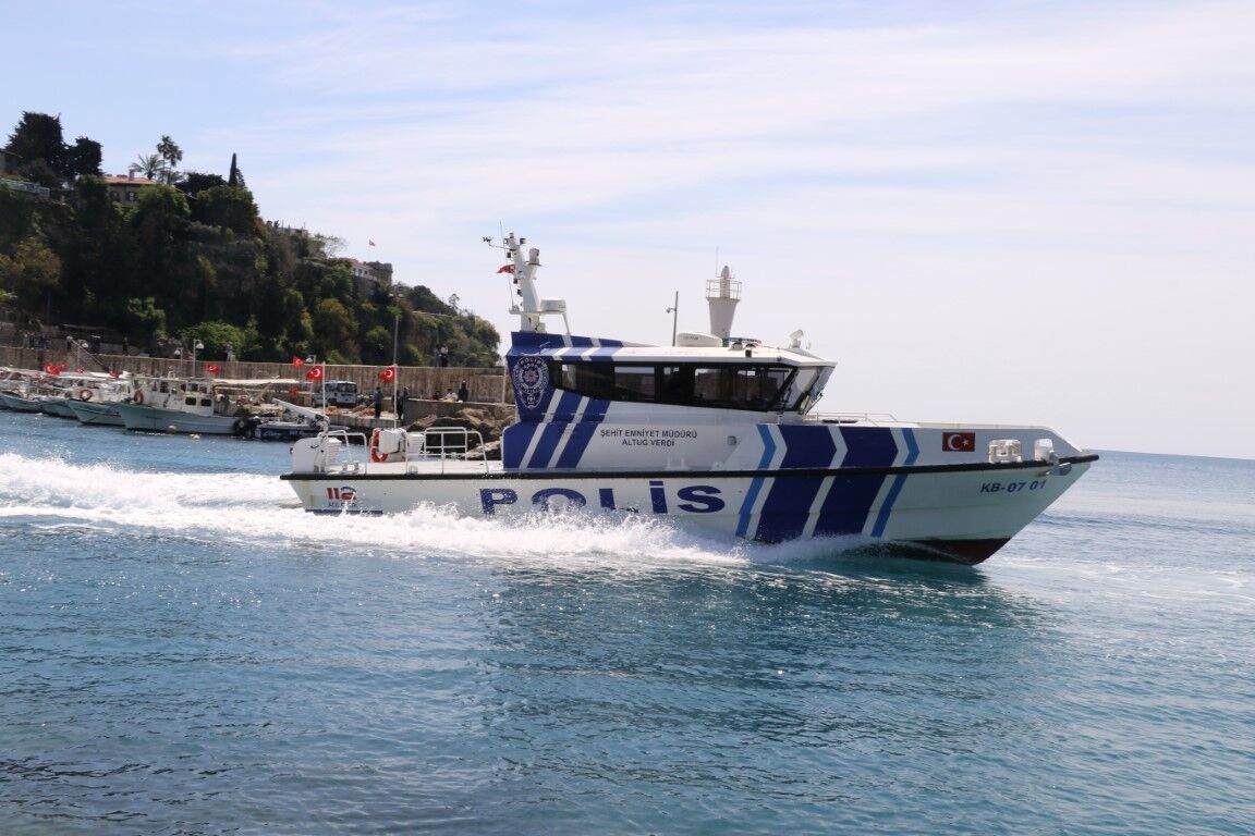 Can Kurtarmak Için Saniyelerle Yarışıyorlar.. (3)