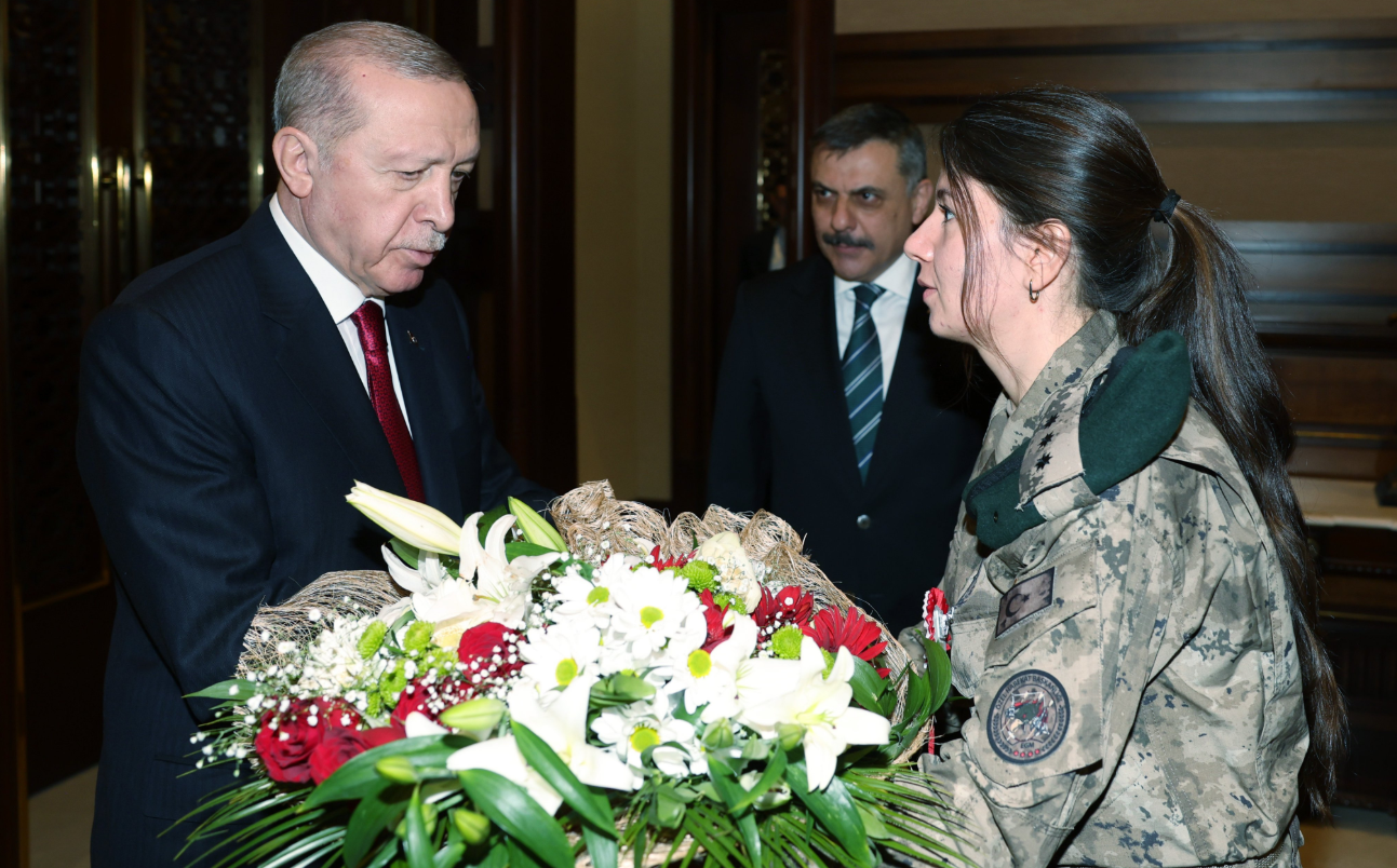 Cumhurbaşkanı Erdoğan, Bakan Çiftçi Ve Heyetini Kabul Etti1