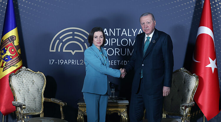 Cumhurbaşkanı Erdoğan’dan Antalya’da Diplomasi Trafiği 1