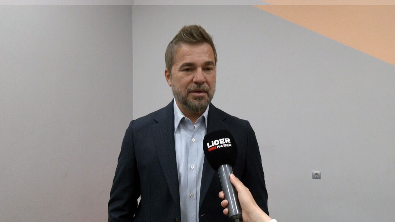 Engin Altan Düzyan 2