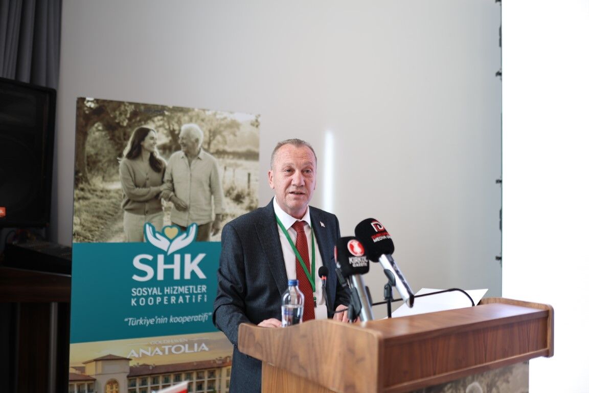 Hülya Koçyiği Ediz Hun (4)