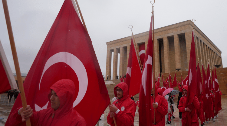 Milli Eğitim Bakanı Tekin, Öğretmen Ve Öğrencilerle Anıtkabir'i Ziyaret Etti3