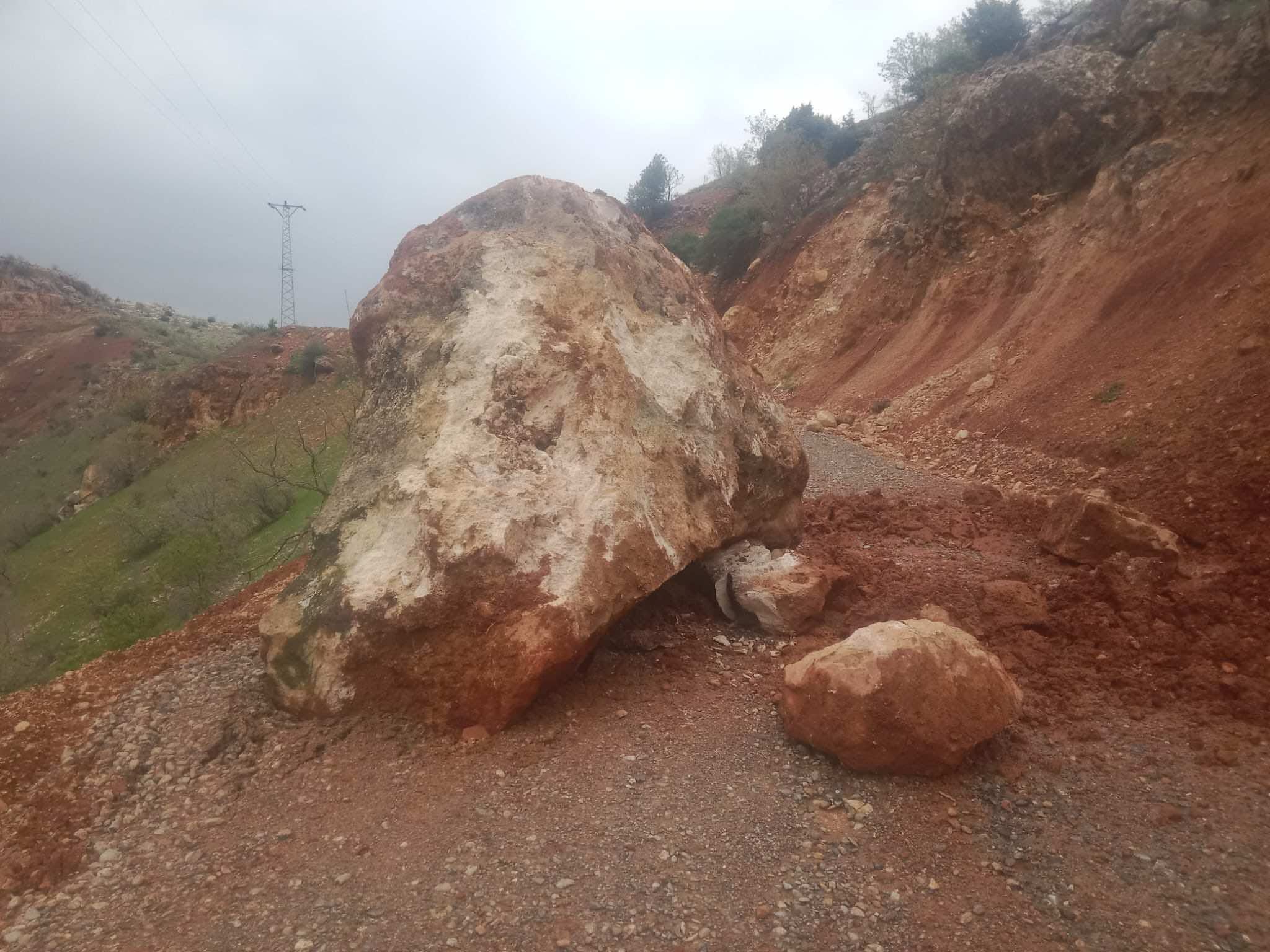 Siirt'te Sağanak Nedeniyle 70 Köy Yolu Kapandı3