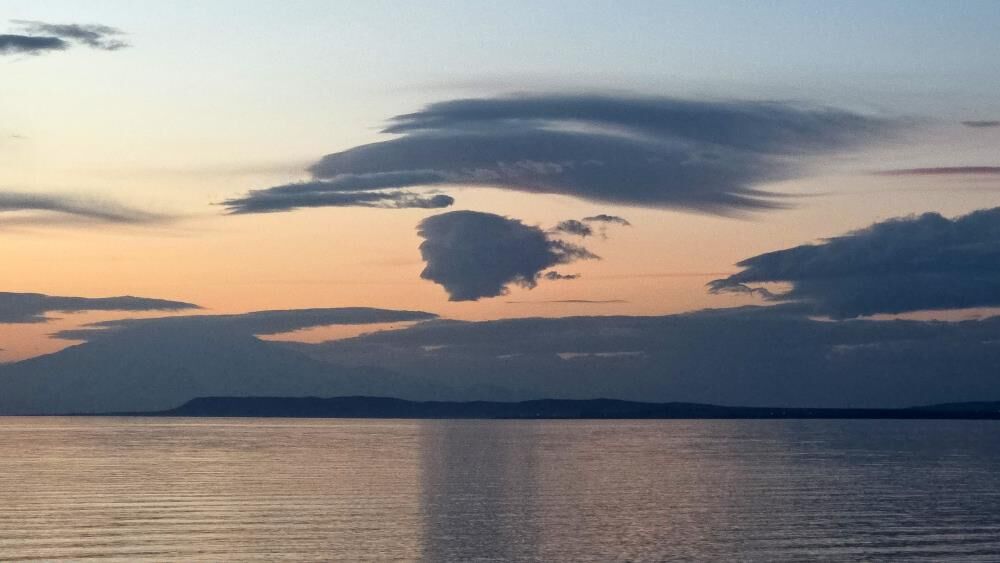 Van’da Gökyüzünde Insan Silüeti Oluştu2