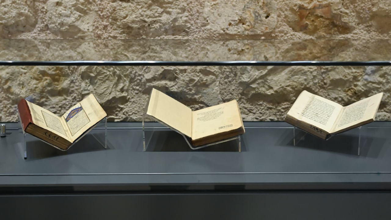 500 Yıllık Ilim Mirası Rami Kütüphanesinde Tanıtıldı (2)