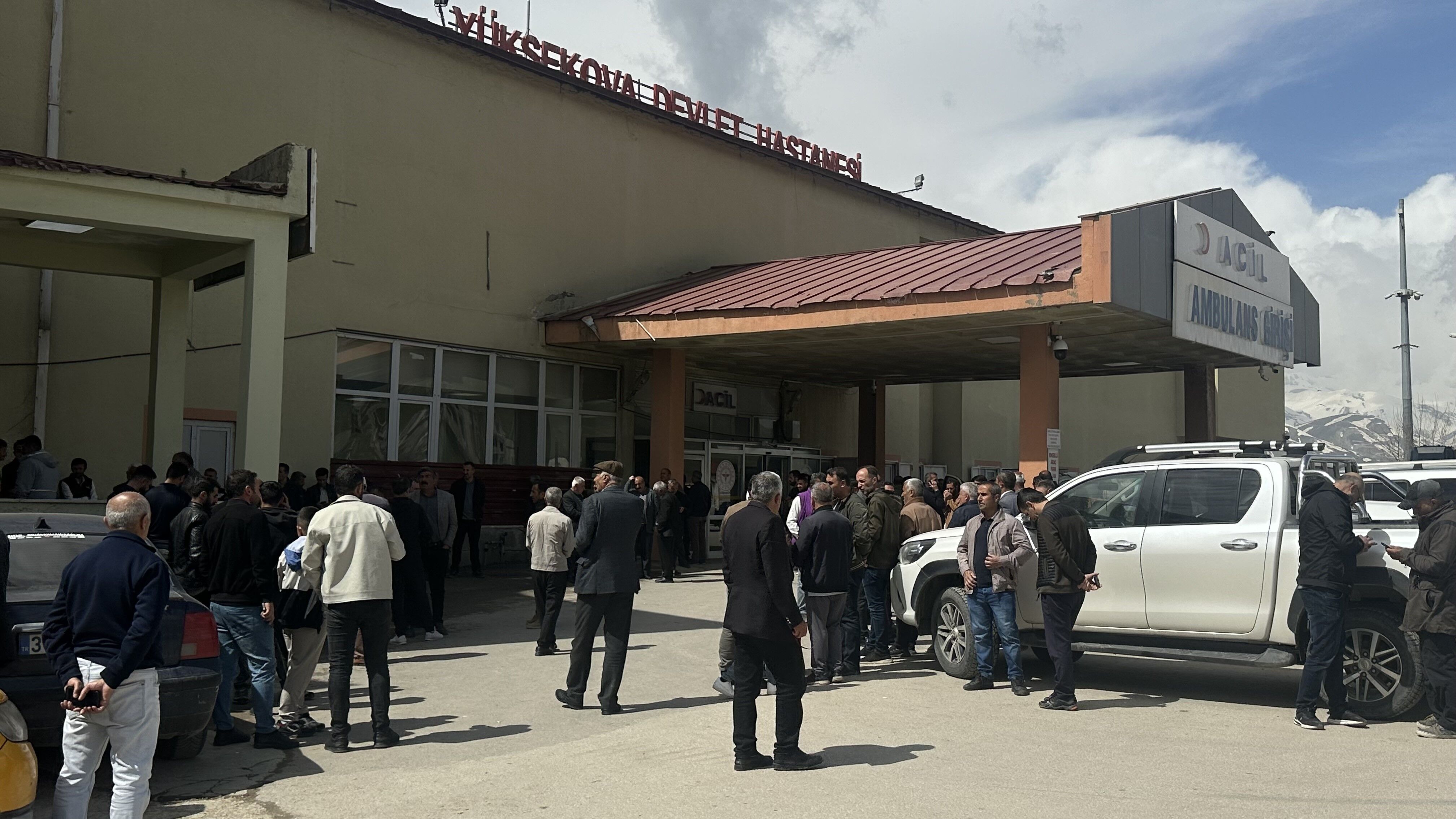 Tarım işçilerini taşıyan minibüs şarampole yuvarlandı: 1 ölü, 7 yaralı-1