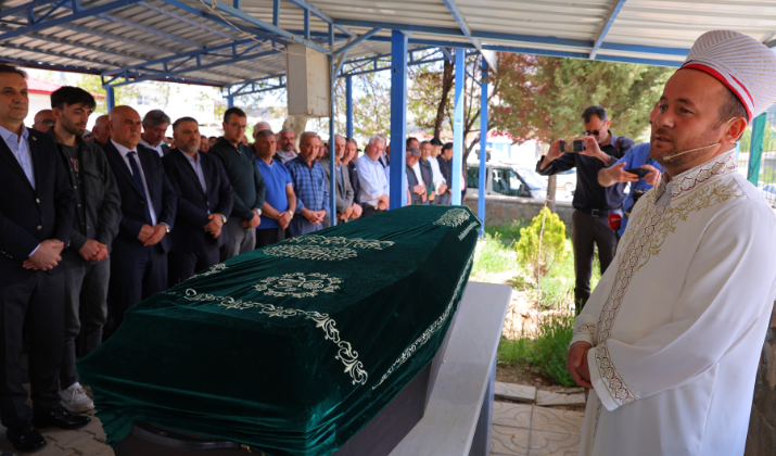 Antalya'da Kaybolmuştu...kübra Yapıcı’nın Cenazesinde Gözyaşları Sel Oldu (2)