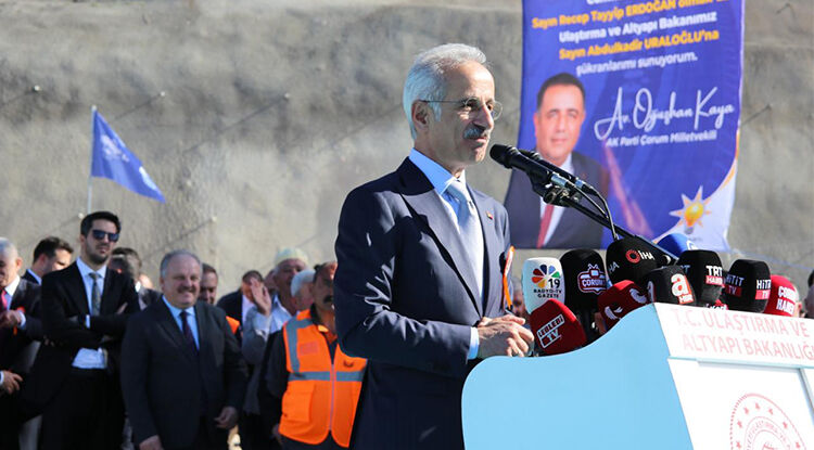Çorum Laçin Kara Yolu Ile Kırkdilim Tünellerinin Açılış Töreni Yapıldı 2