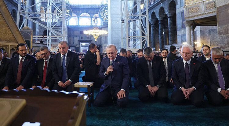Cumhurbaşkanı Erdoğan, Cuma Namazını Ayasofya’da Kıldı 2