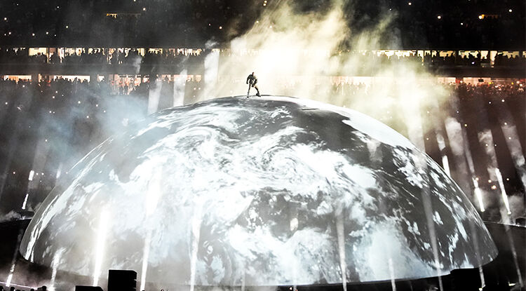 Kanye West, İstanbul'da Ilk Kez Müzikseverlerle Buluştu 1