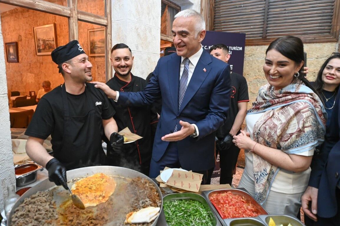 Kültür Ve Turizm Bakanı Mehmet Nuri Ersoy (2)-2