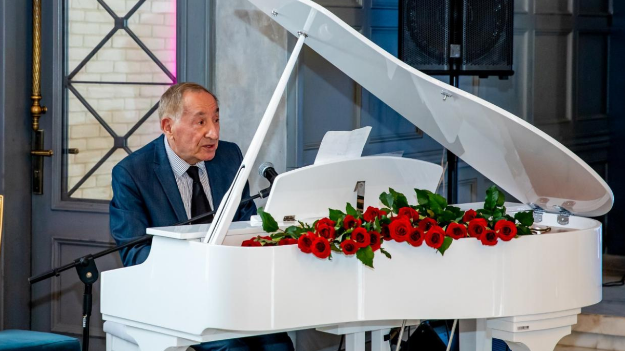 Zarifa Aliyeva Nerimanov’da Anıldı3