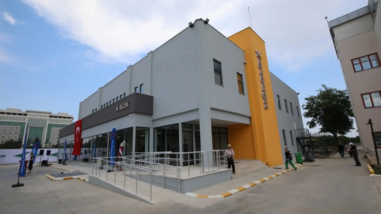 1781270922510 Image