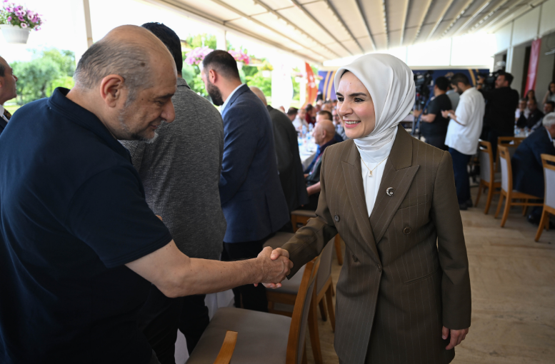 Bakan Göktaş Şehitlerimizin Hatırasına Kimse Leke Süremeyecek (1)