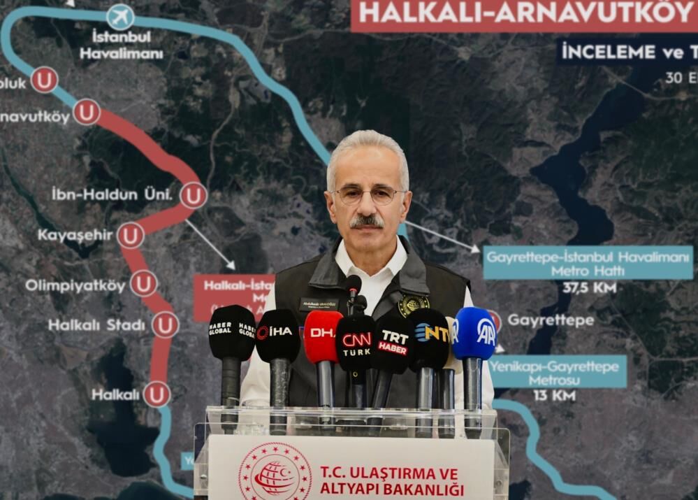 Bakan Uraloğlu-15