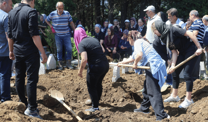 Hatay’da Korkunç Cinayet Ayrılmak Isteyen Nişanlısını Ve Babasını Öldürdü (1)