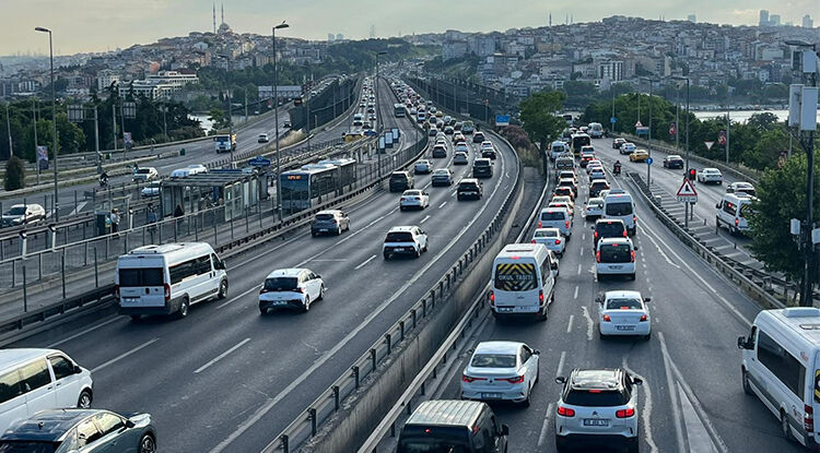 İstanbul’da Trafik Yoğunluğu Yüzde 58’E Ulaştı 1